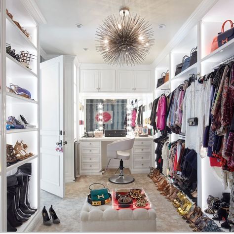 Dreamy closet filled with treasures ! Accompanied with make up and hair station ... 💄💅💋💇💆🏻👸 by @traciebutlerdesign #tbid 📸… Closet Makeup Room, Closet Vanity, Dressing Room Closet, Walking Closet, Dream Closet Design, Walk In Closet Design, Wardrobe Room, Closet Room, Closet Decor