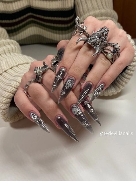 Extreme Nails, Punk Nails, Gothic Nails, Edgy Nails, Goth Nails, Grunge Nails, Y2k Nails, Pretty Gel Nails, Manicure Y Pedicure