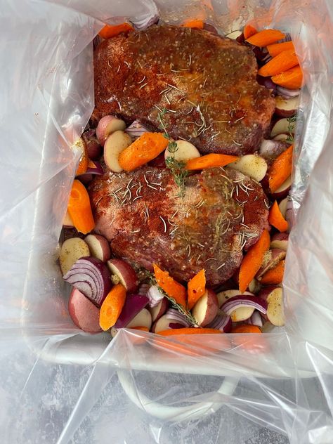 Oven Bag Pot Roast - Cook Roast In Oven, Roast In Oven Bag, Reynolds Oven Bag Recipes, Chuck Roast Recipe Oven, Beef In Oven, Slow Cooked Roast Beef, Slow Cook Roast, Roast In Oven, Oven Roast Beef