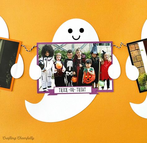 Halloween Photo Frames, Photo Frame Crafts, Diy Photo Frames, Halloween Photo, Diy Halloween Projects, Halloween Quotes, Halloween Photos, Borders For Paper, Photo Banner