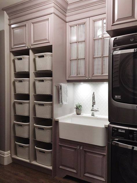 long laundry room - Google Search Laundry Room Ideas Big, Ideas For Small Laundry Room, Perfect Laundry Room, Stacked Laundry Room, Laundry Room Ideas Small Space, Big Families, Dream Laundry Room, Laundry Room Doors, Laundry Room Closet