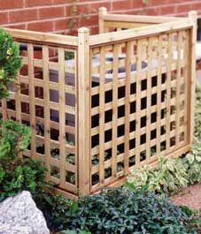 lattice screen hide ac unit Air Conditioner Screen, Portland House, Lattice Screen, Air Conditioner Cover, Summer Porch, Backyard Diy, Outdoor Crafts, Outdoor Diy Projects, Garden Deco