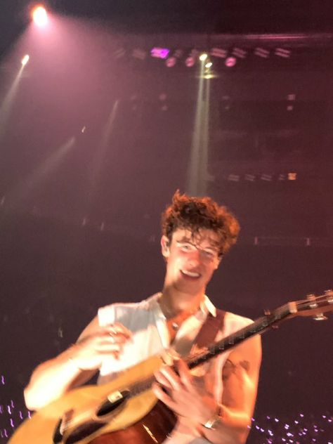 Shawn Mendes Shows, Hot Shawn Mendes, Levi Miller, Shawn Mendes Tour, Shawn Mendes Concert, Shawn Mendes Wallpaper, Canadian Boys, I Have A Secret, Anne Frank