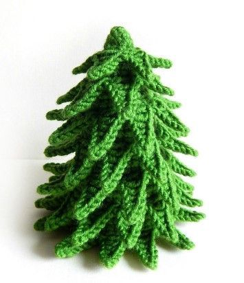 Amigurumi Christmas Tree Free Crochet Pattern - crochet.amgurum.com Crocheted Christmas Trees, Christmas Tree Crochet Pattern Free, Christmas Tree Knitting, Felt Christmas Tree Pattern, Crochet Trees, Crochet Christmas Trees Free, Amigurumi Christmas Tree, Xmas Crochet, Crochet Christmas Trees Pattern