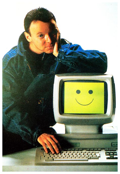 Bud Cort, from the movie "Electric Dreams", with Edgar! Electric Dreams 1984, Edgar Electric Dreams, Coding Girl, Bud Cort, Computer Love, Electric Dreams, Stanley Parable, Space Oddity, Tech Humor