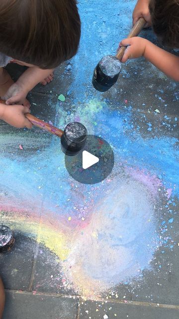 Bar & Shannon on Instagram: "Nothing is more fun, exciting, and engaging for children than potion making! Paired with chalk smashing it’s a sure thing and will create memories of a lifetime 🫶🏼

Materials:
-Sidewalk chalk 
-Rubber mallets or wooden crab mallets
-Large metal drip pan or big container 
-Water 
-Cups, big spoons or sticks, ladles, colanders
-Natural materials like flowers past their prime, leaves that have fallen, cut grass, or dirt

Happy outdoor creative exploration! 🙌🏼" Potion Making, Big Spoon, Sure Thing, Drip Pan, Ladles, Sidewalk Chalk, Create Memories, Diy Crafts For Kids, Kids Crafts