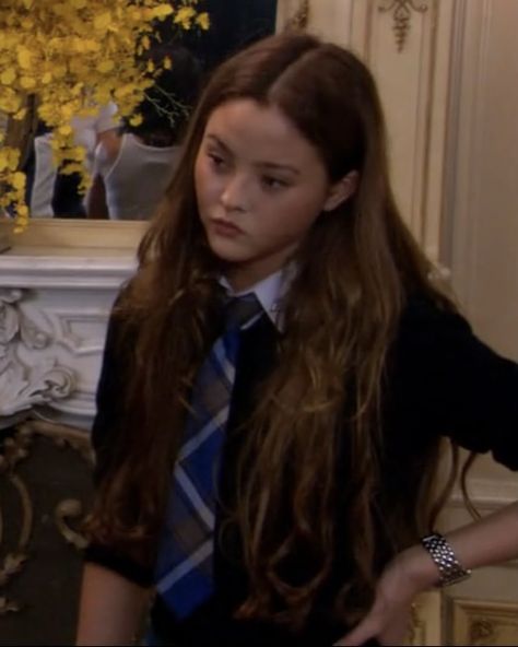 d.e.b.s. (2004) devon aoki screencap debs movie icon #devonaoki #debs #aesthetic Debs Aesthetic, Debs Movie, Movie Icon, Devon Aoki, Devon, Long Hair, Hair