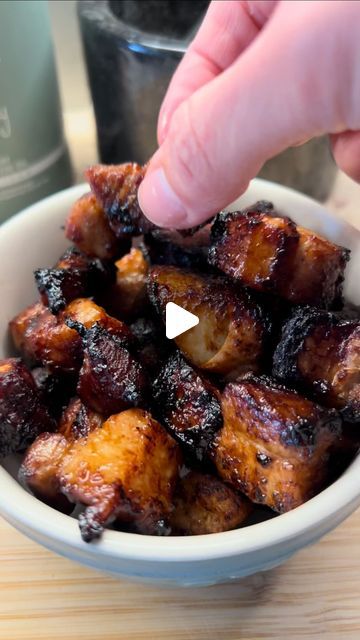 Air Fryer Girl on Instagram: "Crispy Hoisin Pork Belly 🤩✨These are little bites of heaven! Super easy to knock up in the air fryer. One for all you air fryer beginners to try out👌#airfryer #porkbelly #airfryermaster #airfryerrecipes #airfryerhack #snacks #airfryerrecipe #pork #meaty #snacks #dinner #airfryerforbeginners #dinnerideas #tastyfood #tasty #foodporn #instafood #instafoodie #food #foodstagram" Airfryer Porkbelly, Hoisin Pork, Airfryer Recept, Snacks Dinner, Chinese Pork, One For All, Pork Dishes, Pork Belly, Fryer Recipes