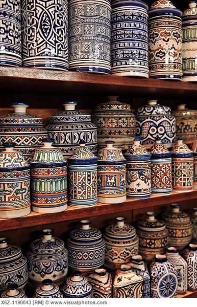 Beautiful pottery Moroccan Pottery, Fez Morocco, Blue Patterns, Blue Pottery, Home Decorating Ideas, Moroccan Design, Moroccan Decor, Pottery Designs, Moroccan Style