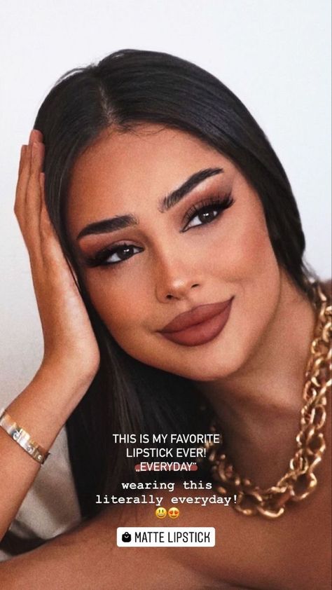 Dark Nude Makeup Looks, Event Makeup Looks Brown Eyes, Makeup To Go With Black Dress Night, Formal Makeup For Black Dress, Seductive Eye Makeup Brown Eyes, Make Up For Latina, Elegant Makeup Looks For Brown Eyes, Natural Makeup Looks For Brown Eyes Brunettes Dark Hair, Makeup For Mexican Women