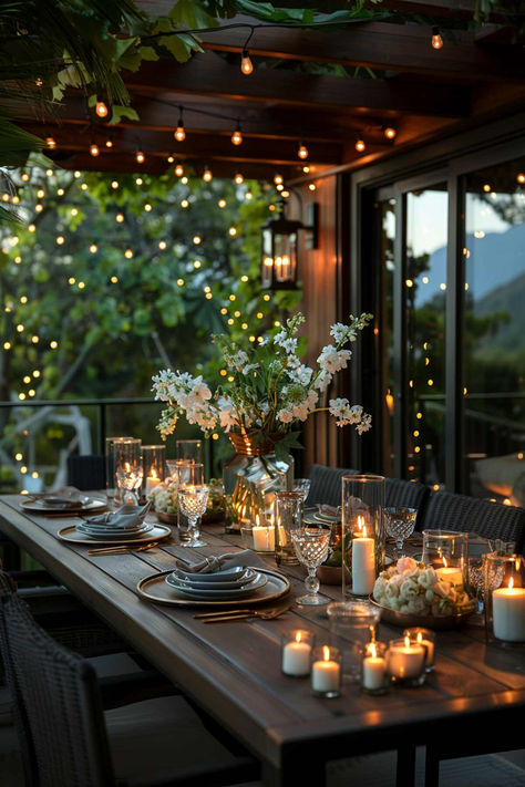 40 Elegant Outdoor Table Decor Ideas for Any Occasion Outdoor Dining Table Setting, Outdoor Table Decor, Outdoor Dinner Parties, Tafel Decor, Dinner Party Table, Outdoor Dining Spaces, Outdoor Table Settings, Outdoor Dinner, Dinner Table Decor