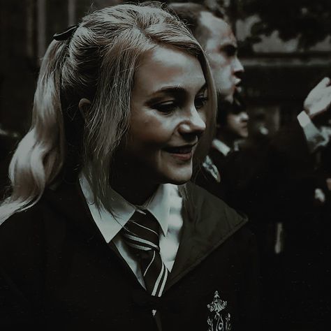 Young Narcissa Malfoy, Amy Addams, Narcissa Malfoy, Hogwarts Legacy, Black Family, Black Families, Ravenclaw, Just Girl Things, Wizarding World