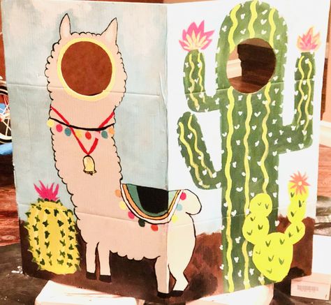 Llama Photo, Monumental Vbs, Birthday Photobooth, Fiesta Party Decorations, Llama Birthday, Cactus Party, Mexican Party Theme, Mom Party, Taco Party