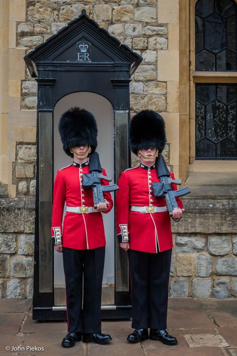 https://flic.kr/p/Upd3ma | The Queen's Guard at The Tower of London | The Tower of London is the location of the "crown jewels" and thus must be guarded.  Here are two members of the Queen's Guard, doing just that. British Guard, Royal Guards, Ww2 Propaganda Posters, Ww2 Propaganda, The Crown Jewels, Grenadier Guards, Queens Guard, British Army Uniform, The Tower Of London