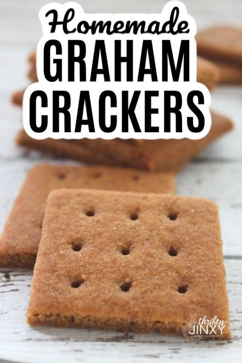 Homemade Cinnamon Graham Crackers, Home Made Graham Crackers, Cinnamon Graham Cracker Recipes, Cinnamon Crackers, Cracker Ideas, Graham Crackers Recipe, Homemade Crackers Recipe, Graham Cracker Recipes, Biscuits Graham