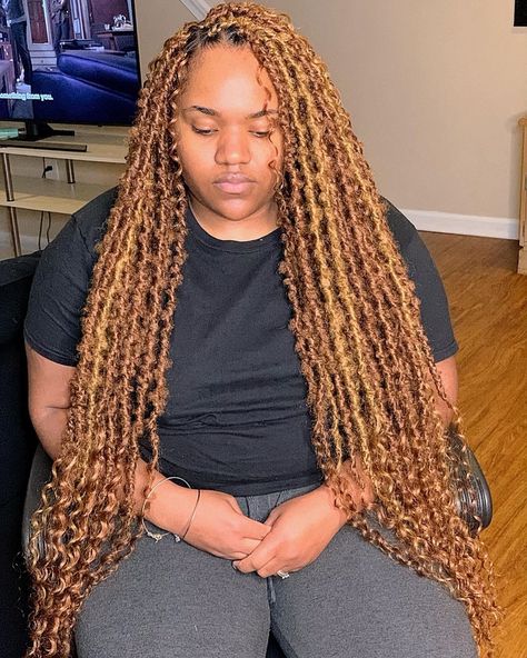 Bohemian Locs, Teen Boy Hairstyles, Faux Dreads, Teen Boy Haircuts, Cute Box Braids, Braided Bangs, Faux Locs Hairstyles, Long Black Hair, Curly Hair Men