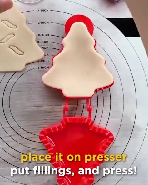 🎄Christmas One-press Hand Pie Maker🎅🏼 ❄️Make cute pocket pies with 1 Press 👩‍🍳Baking made fun & easy | By GrandKitchen.com | Facebook Pie Mold Recipes, Pocket Pies, Pie Pockets, Pie Mold, Xmas Baking, Dough Press, Christmas Pie, Pie Maker, Hand Pie