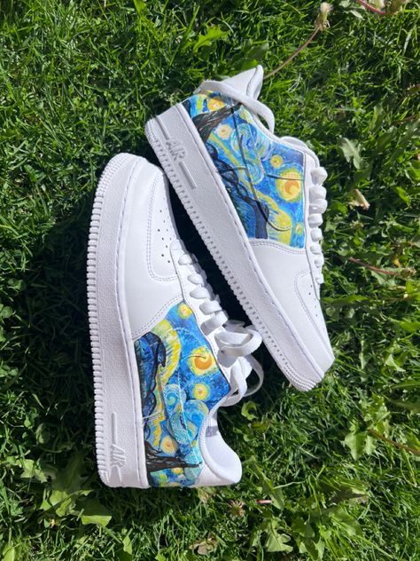 Starry Night Shoes, Sneakers Painting, Painted Shoes Diy, Custom Sneakers Diy, Custom Painted Shoes, Custom Shoes Diy, Diy Sneakers, Painted Sneakers, Nike Boots