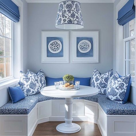 Breakfast Room Ideas, White Small Kitchen, Kitchen Nook Ideas, Greek Bedroom, Small Kitchen Furniture, Deck Furniture Layout, Kitchen Furniture Ideas, Blue And White Kitchen, Inviting Kitchen