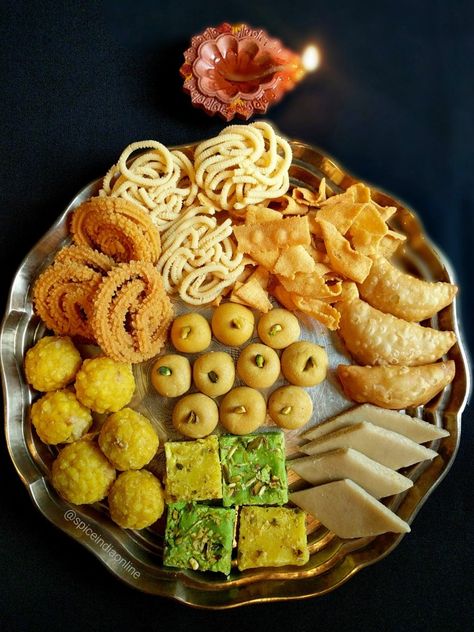 Diwali sweets and snacks South Indian Snacks Recipes, Food Platters Ideas, Platters Ideas, South Indian Snacks, Indian Food Photography, Diwali Snacks, Healthy Sweet Snacks, Diwali Sweets, Diwali Food