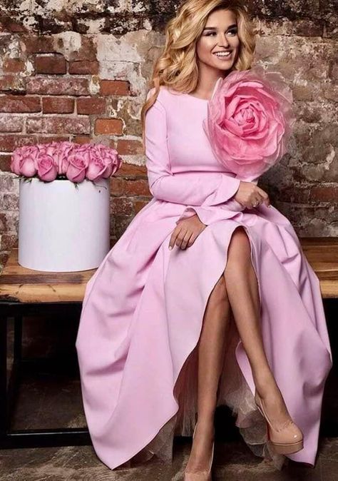 Fushia Outfit, Derby Day Fashion, Rose Fushia, Day Fashion, Derby Day, Everything Pink, Classy And Fabulous, Pink Fashion, Look Fashion