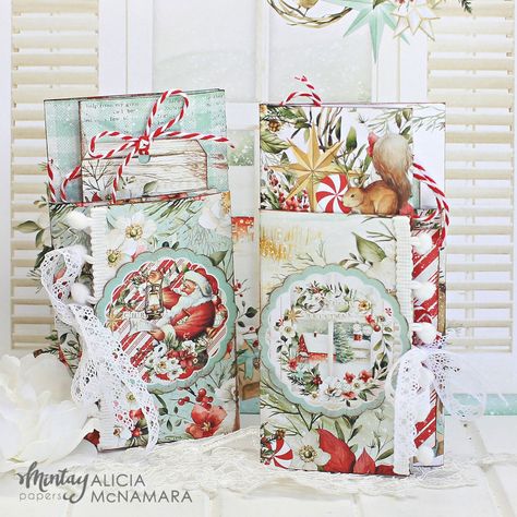 Photo folios with "White christmas" collection by Alicia McNamara - Project Idea - Scrapbook.com White Christmas Cards, Friends Merry Christmas, Mintay Papers, Beautiful Cards, Mini Scrapbook Albums, Merry Little Christmas, Small Cards, Easy Christmas, Christmas Collection