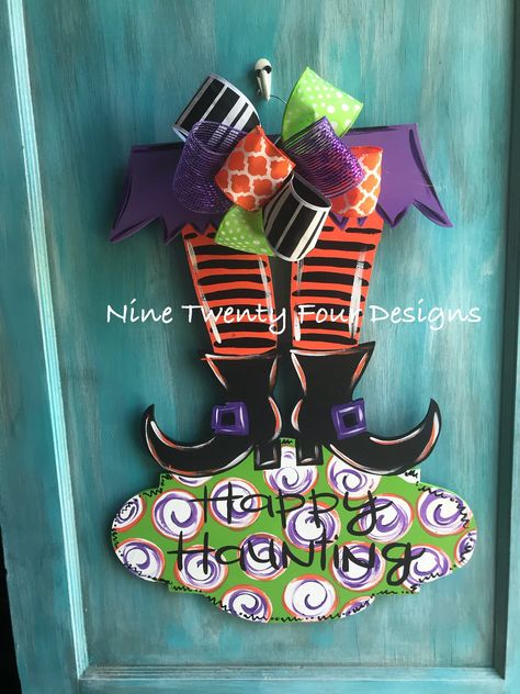 Witches Door, Door Hangers Halloween, Witch Door Hanger, Witch Door, Seasonal Signs, Halloween Mason Jars, Sign Fonts, Wood Door Hanger, Halloween Door Hangers