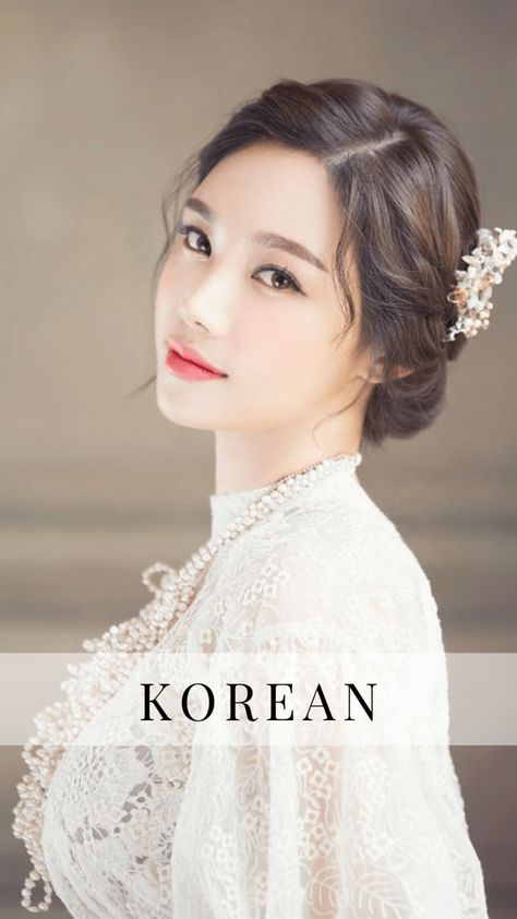 Romantic Makeup Asian, Goddess Hair Korean, Tea Ceremony Hairstyle, Asian Bride Hairstyle, Asian Bridal Hair Updo, Korean Wedding Makeup The Bride, Chinese Bridal Makeup, Soft Asian Makeup, Wedding Makeup For Asian Brides