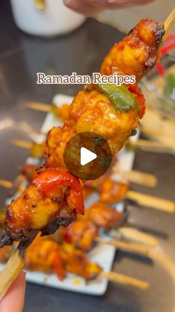 Iftar Chicken Recipes, Aloo Tikki Recipe, Ramzan Recipe, Pakistan Food, Aloo Tikki, Fish Dinner Recipes, Iftar Recipes, Air Fry Recipes, For Ramadan