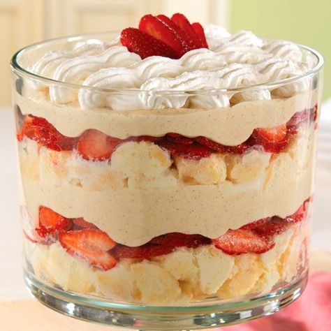 Strawberry-Coconut Tres Leches Trifle - The Pampered Chef® Tres Leches Trifle, English Trifle, Mexican Cake, Mexican Desserts, Condensed Milk Cookies, Trifle Bowl, Pampered Chef Recipes, Trifle Desserts, Trifle Recipe