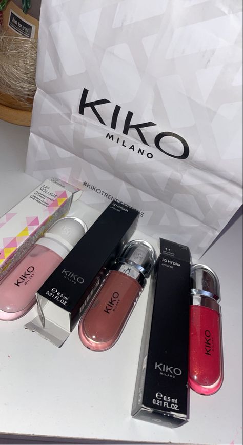 Shopping Pictures, Snap Streak Ideas Easy, Fancy Makeup, Kiko Milano, Luxury Makeup, Makeup Items, Foto Ideas Instagram, Diy Skin, Instagram And Snapchat