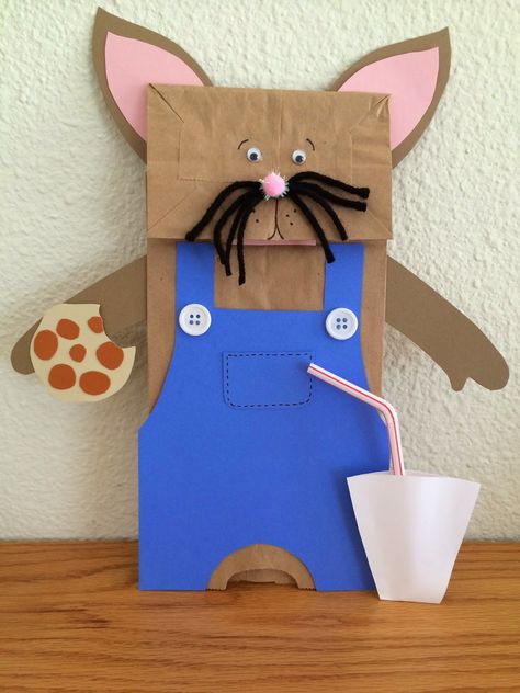 Kathy's AngelNik Designs & Art Project Ideas: "If You Give A Mouse A Cookie" Mouse Puppet Art Project Mouse Craft, Laura Numeroff, Storytime Crafts, Mouse A Cookie, Paper Bag Crafts, Paper Bird, Paper Bag Puppets, Mouse Crafts, Kindergarten Crafts