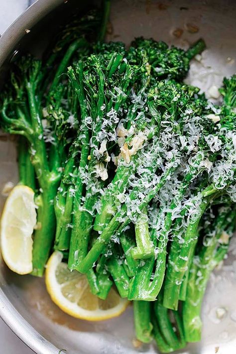 Brocolini Recipes, Broccolini Recipe, Garlic Asparagus, Asparagus Recipes Oven, Oven Roasted Cauliflower, Parmesan Asparagus, Asparagus Recipes, Recipes Oven, Rasa Malaysia