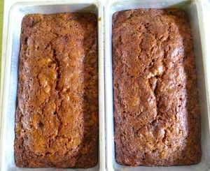 Banana Mango Bread, Mango Baked Goods, Mango Bread Recipe Hawaii, Hawaii Banana Bread Recipe, Mango Treats, Mango Bread Recipe, Fresh Ingredient Recipes, Tea Breads, Fruit Breads