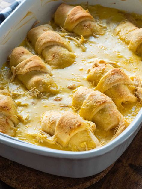 Chicken Roll Ups Crescent, Shredded Chicken Leftovers, Crescent Roll Ups, Chicken Crescent Rolls, Chicken Crescent, Chicken Roll Ups, Chicken Roll, Roll Ups Recipes, Crescent Roll Recipes