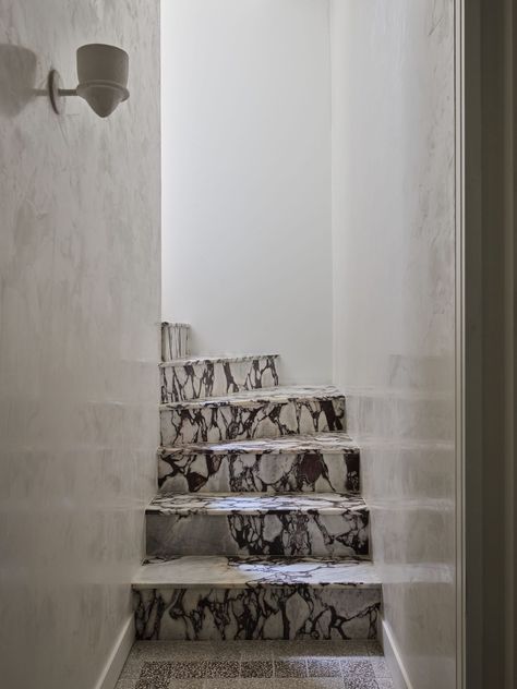 Tamsin Johnson, Marble Stairs, Home Decoration Ideas, Interior Stairs, Staircase Design, Local Design, Stairs Design, Australian Design, Ideas Photo