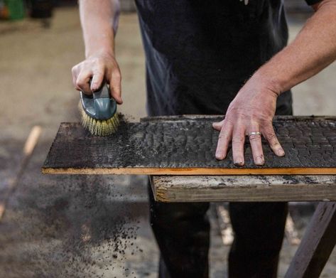 Charred Wood Table, Yakisugi Interior, Shou Sugi Ban Furniture, Shou Sugi Ban Art, Shou Sugi Ban Countertop, Shou Sugi Ban Diy, Shugi Ban Japanese Style, Shou Sugi Ban Pine, Shou Sugi Ban Diy Wood Burning