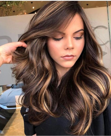 ✨BEST OF BALAYAGE & Hair on Instagram: “We are not History makers, we are made by History 📖 By @keziasimoes #bestofbalayage #showmethebalayage” Caramel Highlights On Dark Hair, Brown Hair Color Chart, Cool Brown Hair, Hair Caramel, Brown Hair Shades, Bridesmaids Bouquet, Bronde Hair, Hair Color Chart, Balayage Blonde