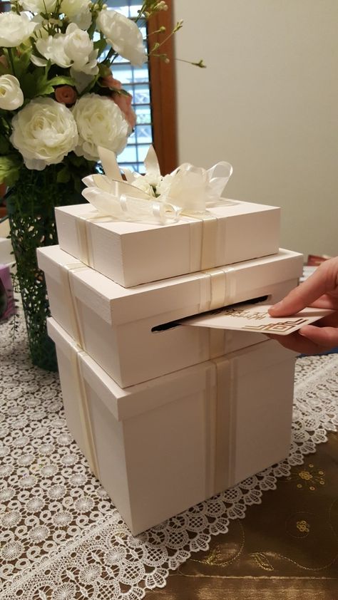 Caja dinero boda Boda Diy, Bridal Shower Cakes, Money Box, Wedding Item, Wedding Deco, Shower Cakes, Guest Book, Bridal Shower, Gift Wrapping