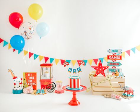 Carnival Cake Smash, Circus Smash Cake, Circus Cake Smash, Carnival Birthday Theme, Circus First Birthday, Carnival Cakes, Props Ideas, Carnival Birthday Party Theme, Circus Cake