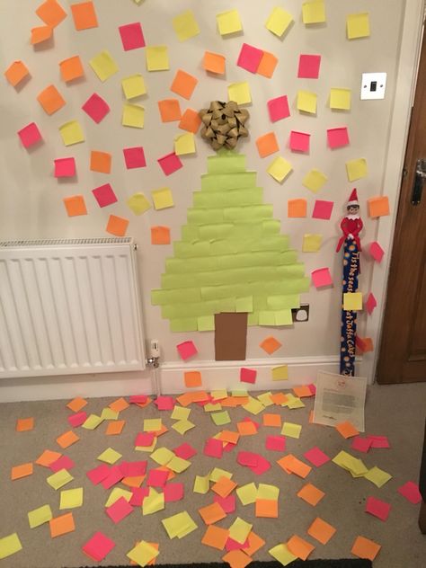 Elf on the shelf ideas. Christmas tree made from post it notes. Elf Post It Notes, Elf On The Shelf Post It Notes, Elf Tree, Elf On A Shelf Ideas, Ideas Christmas Tree, Elf Fun, Elf On Shelf, Elf Ideas, Elf On A Shelf