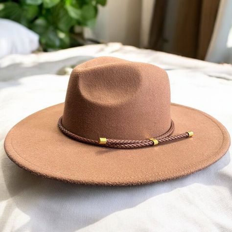 Elevate your look with a classic western hats—timeless style for any adventure! 🌵🤠 #customhats #westernhats #boutique #boutiqueshopping #gruenelakevillage #grueneboutiqueshopping Lake Village, Western Hats, Elevate Your Look, Custom Hats, Boutique Shop, Timeless Style, Timeless Fashion, Boutique, Hats