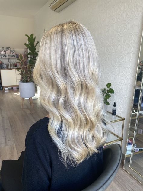 Arctic Blonde Hair, Bright Blonde With Lowlights, Bright Creamy Blonde Hair, Blonde Balage, Bright Ash Blonde, Cool Ash Blonde Hair, Full Blonde Highlights, Light Blonde Hair Color, Blonde Hair Bright