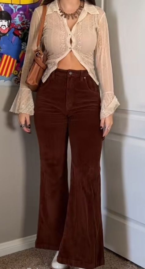 Chasing Daisies, Fall Date Night Outfits, Outfits For 2023, 70s Inspired Outfits, Fall Date Night, Date Night Outfits, Mode Hippie, 70s Inspired Fashion, Looks Country