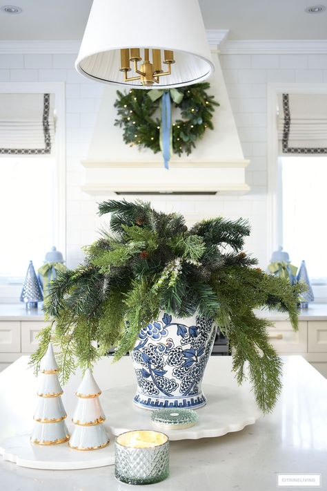 Blue Kitchen Christmas Decor, Blueberry Christmas Decor, Simple Elegant Kitchen, Decorating With Blue, Blue And White Christmas, Beautiful Scented Candles, Christmas Entryway, Chinoiserie Christmas, Blue Christmas Decor