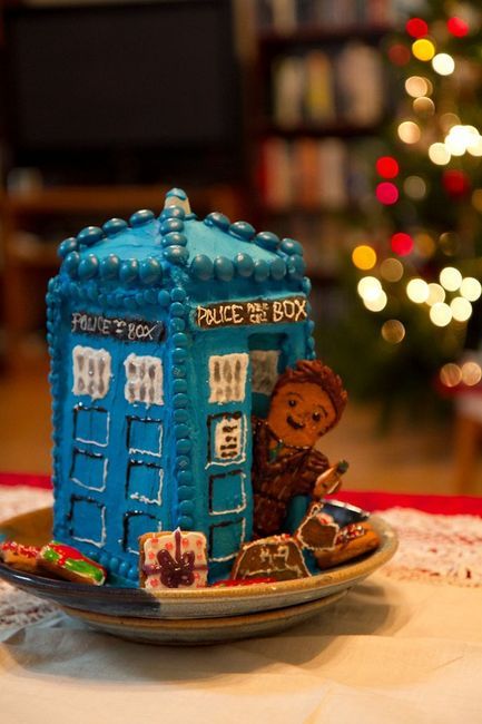 Gingerbread TARDIS The Tardis, Gateaux Cake, Doctor Who Tardis, Wibbly Wobbly Timey Wimey Stuff, Timey Wimey Stuff, To Infinity And Beyond, Nerd Alert, Geek Out, A Doctor