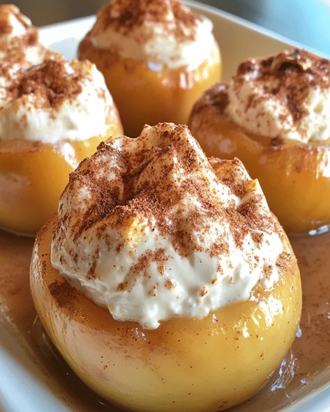 Optimal Recipes, Stuffed Apples, Kidney Friendly Foods, Quick Dessert, Apple Dessert, Recipes With Few Ingredients, Apples And Cheese, Easy To Make Desserts, Fall Flavors