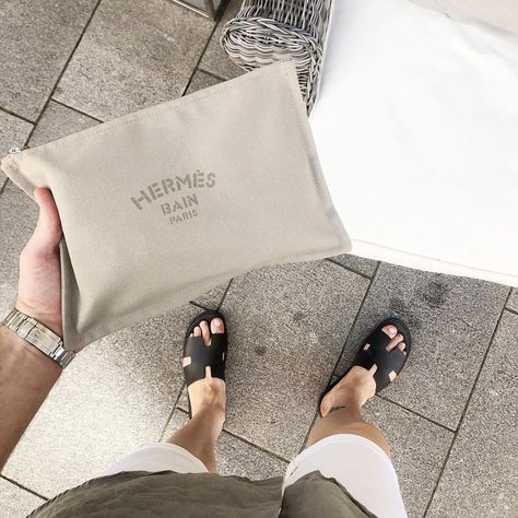 Izmir Sandal Men Outfit, Hermes Izmir Men Outfit, Hermes Sandals Men, Hermes Aesthetic Fashion, Child Of Hermes, Hermes Izmir, Hermes Slides, Hermes Slippers, Slippers Outfit