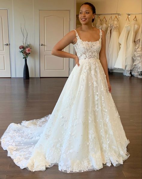 Wedding Dress Under $1000, Square Neck Wedding Dress, Wedding Dress Elopement, Sophia Tolli, Fairy Tale Wedding Dress, Pretty Wedding Dresses, Cute Wedding Dress, Dream Wedding Ideas Dresses, Elegant Bride