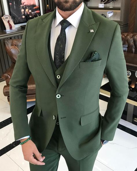 Groom Suit Green, Green 3 Piece Suit, 3 Piece Suit For Men, Peak Lapel Suit, Mens Fashion Suits Casual, Suit Green, Mens Wedding Suits, Suit Groom, Vest And Pants